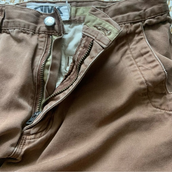 Mountain Khakis Men’s Solid 10” Short - Picture 11 of 11